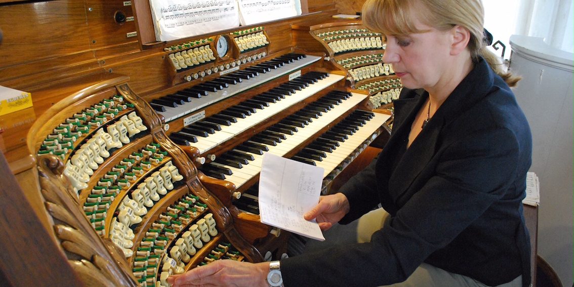 Zsuzsa Elekes Zomeravond orgelbespeling